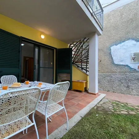 Apartament House By Interhome *